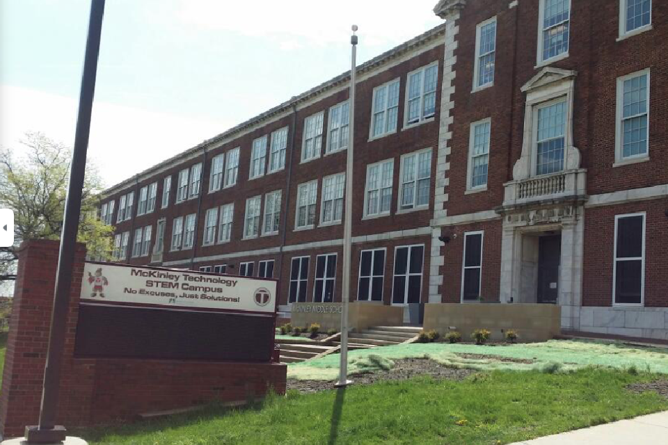 SuJin Choi’s GW Teach Students Design and Teach STEM-Based Lessons for DC Middle Schools